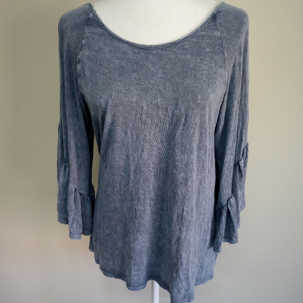 Open Back ruffle flare sleeve scoop neck gray top